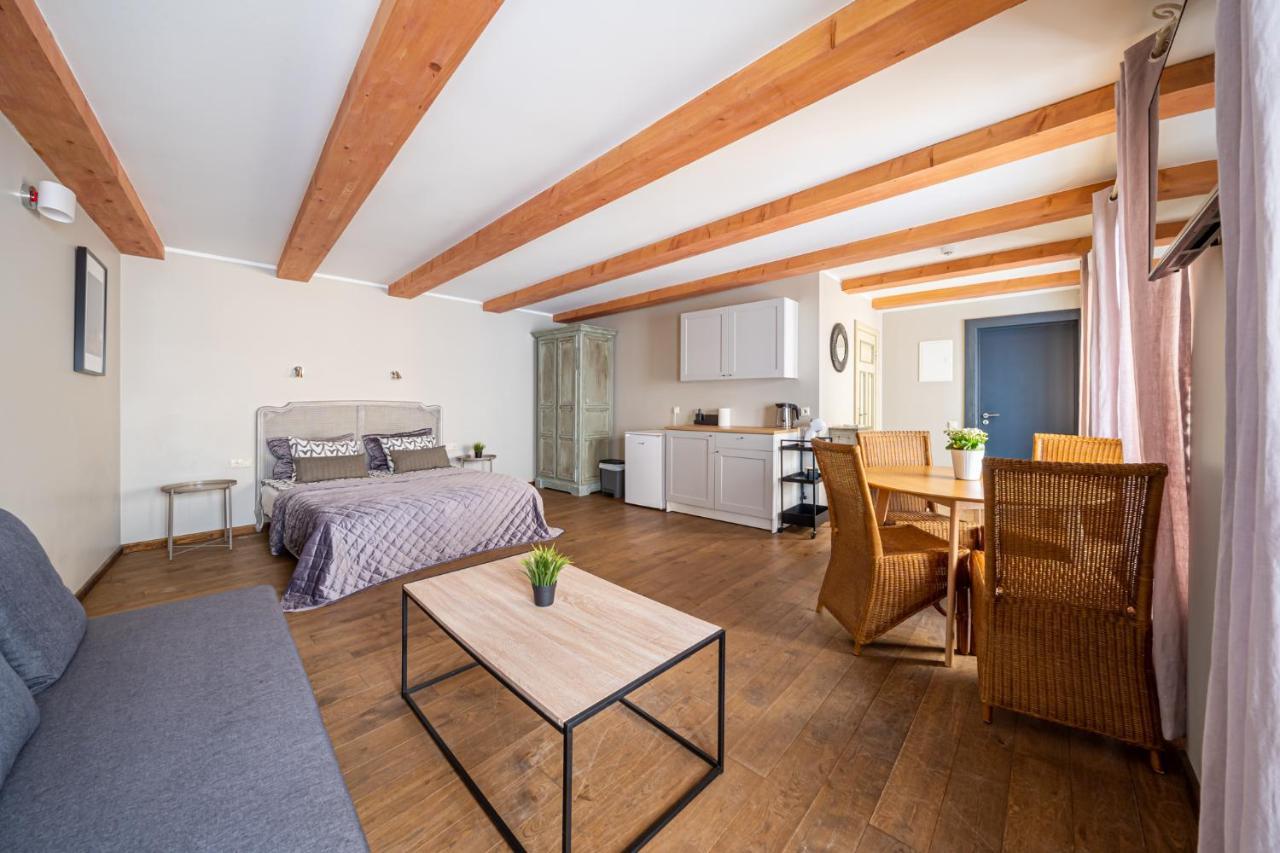 Enjoy Old Town Vibes In 1716 Laipu Residence With 4 Stylish Apartments And 1 Penthouse Riga Dış mekan fotoğraf
