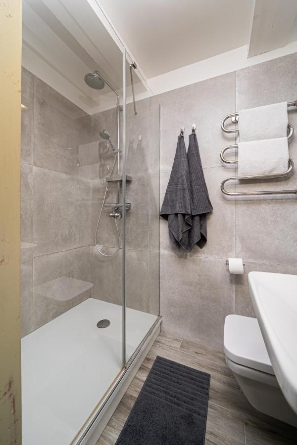 Enjoy Old Town Vibes In 1716 Laipu Residence With 4 Stylish Apartments And 1 Penthouse Riga Dış mekan fotoğraf